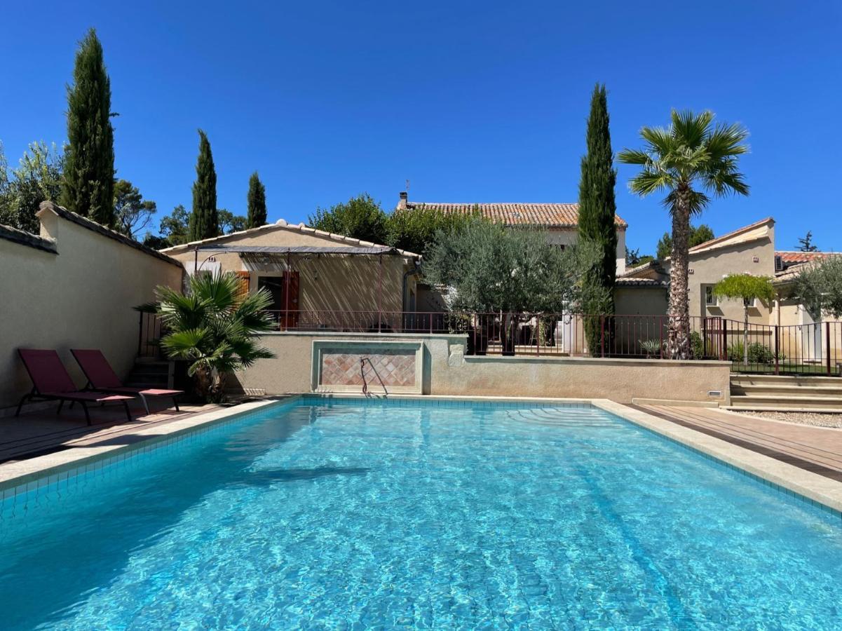 Les Celestins - Studios Independants Carpentras ภายนอก รูปภาพ